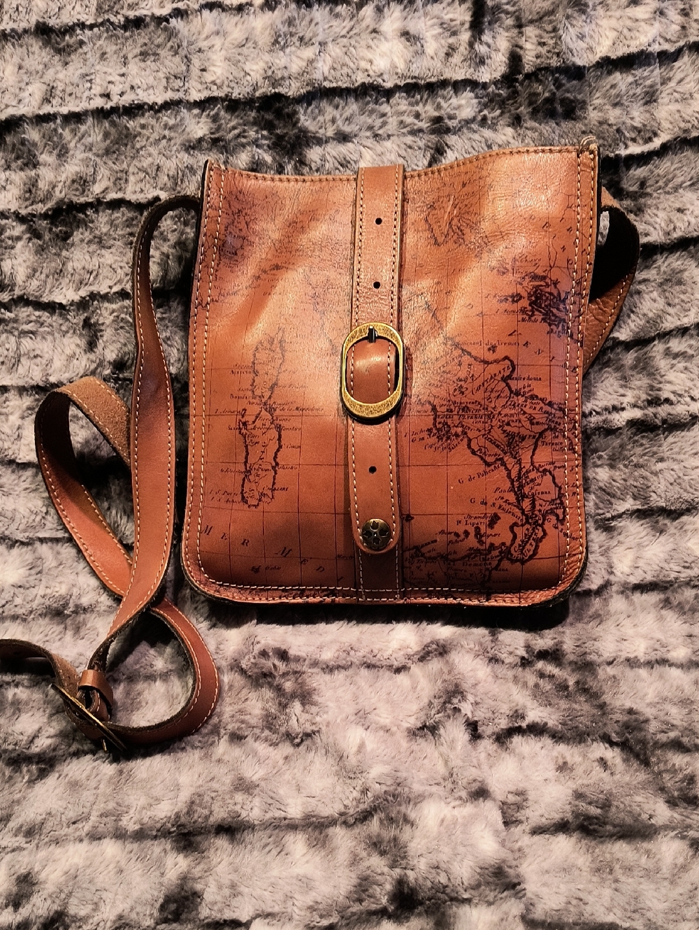 Patricia Nash Leather Crossbody Bag with Map Print Womans - Picture 2 of 5